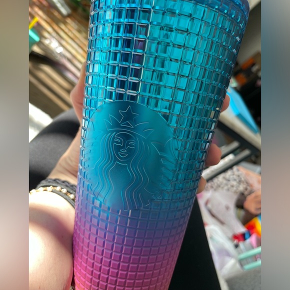NWT - Starbucks 24 oz Spring Ombré blue/pink/yellow Reusable Cold Cup w/ texture - Picture 7 of 9